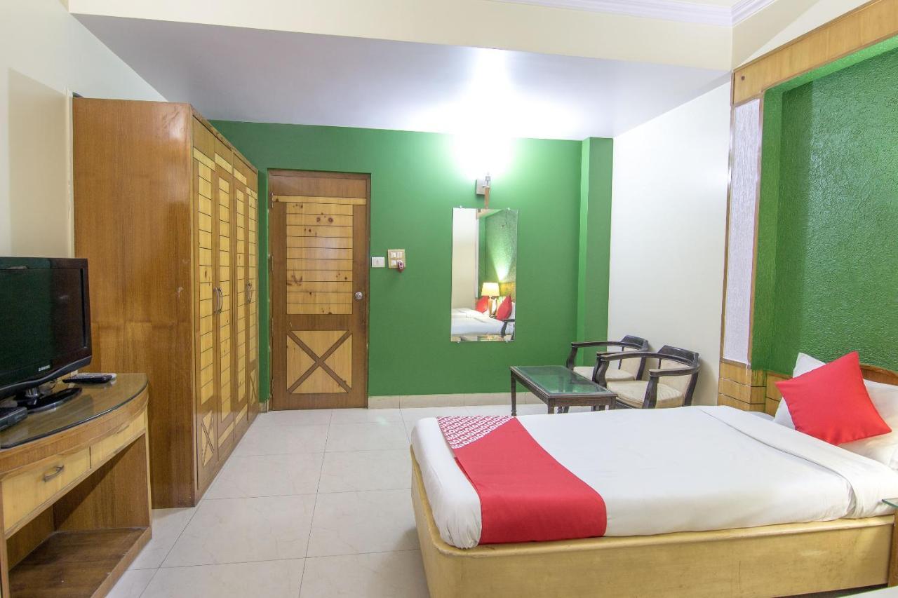 Collection O Hotel Green Forest Патна Екстериор снимка