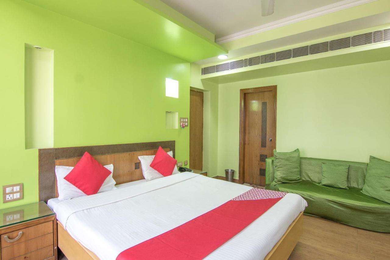 Collection O Hotel Green Forest Патна Екстериор снимка