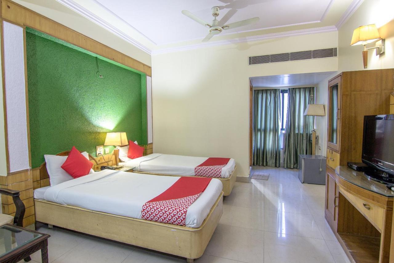 Collection O Hotel Green Forest Патна Екстериор снимка